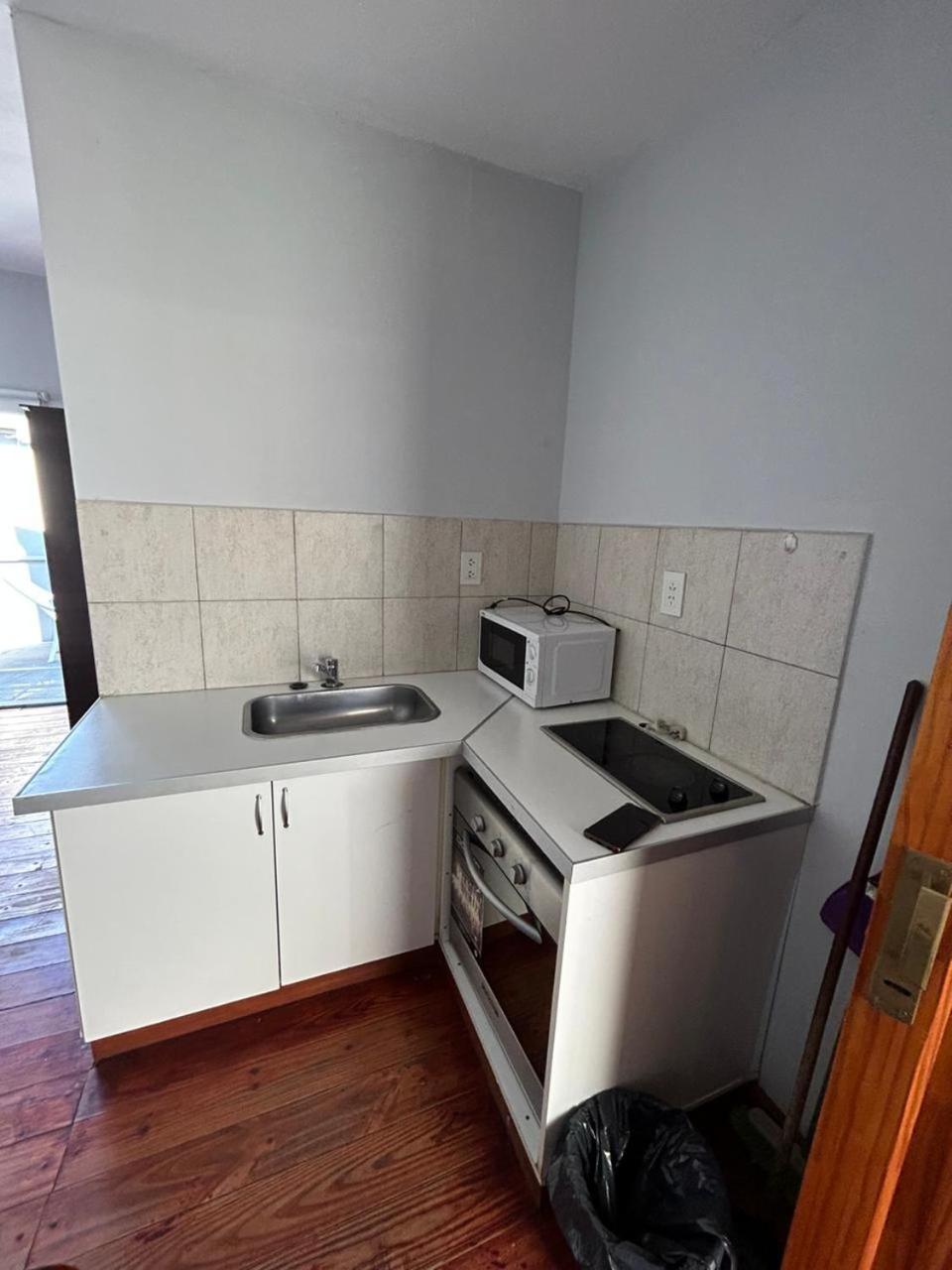 Apartamentos Centro سان سلفادور دي خوخوي الغرفة الصورة