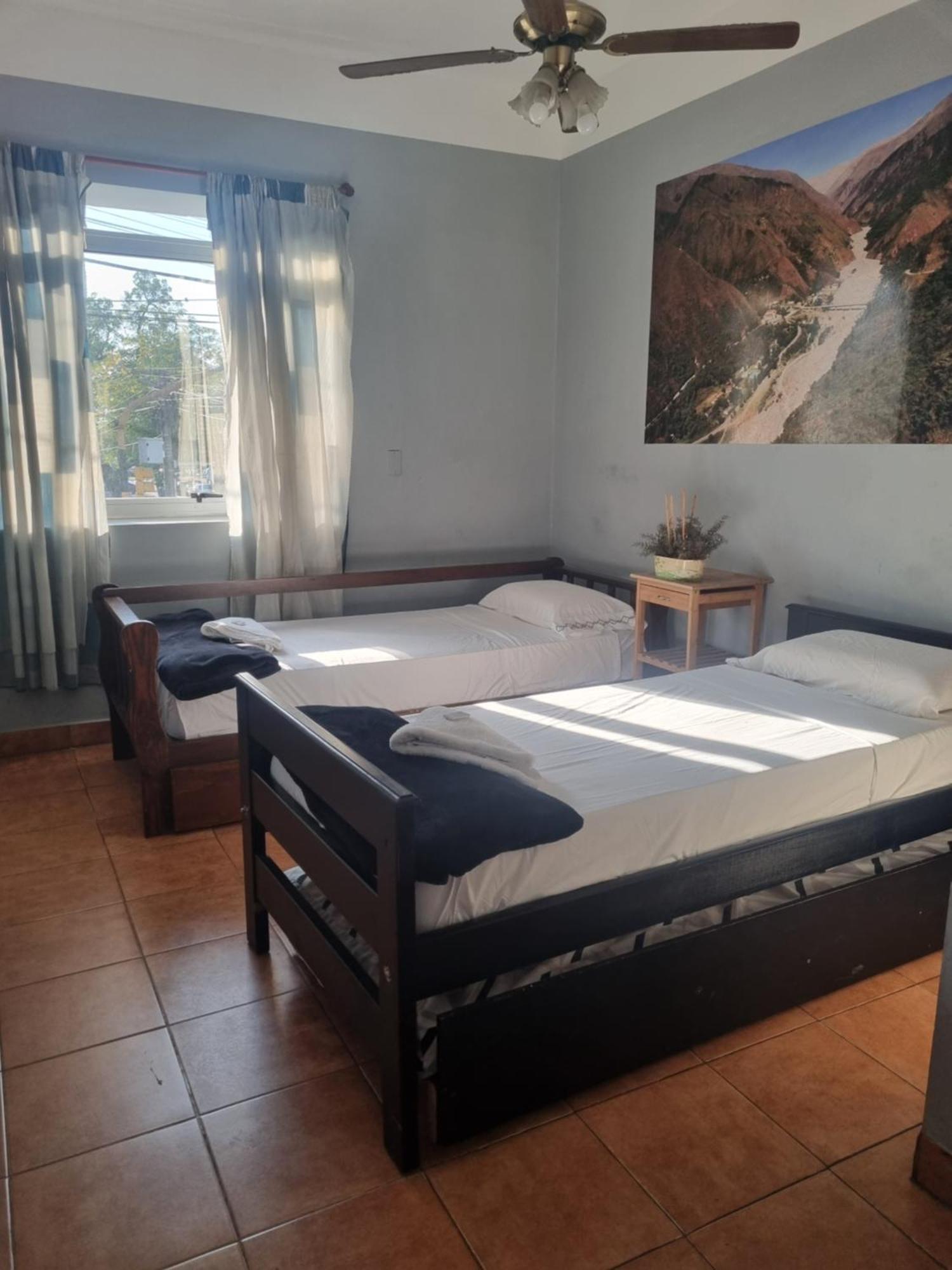 Apartamentos Centro سان سلفادور دي خوخوي الغرفة الصورة